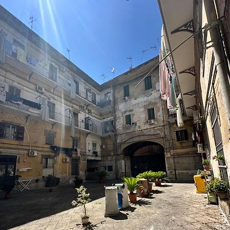 Hv Suites Decumanus Napoli Esterno foto
