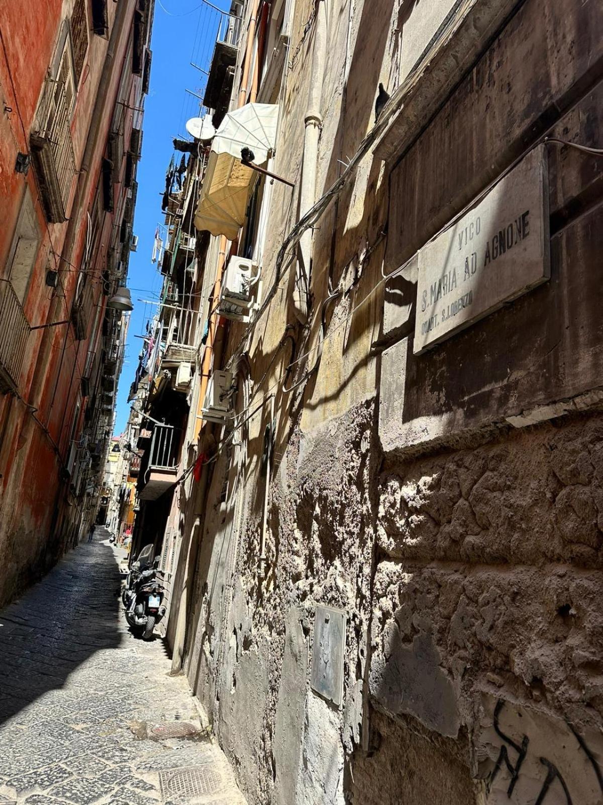 Hv Suites Decumanus Napoli Esterno foto